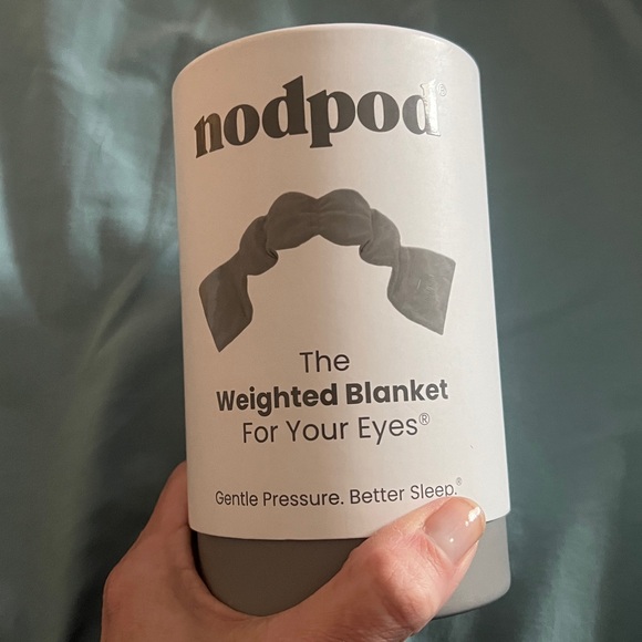 Nodpod Gray Weighted Eye Blanket - Picture 5 of 6